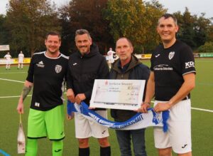 Spendenuebergabe Vf B Linz 290921 Beitzel