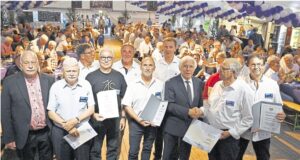 Rz 170619 100Jähriges Jubiläum Ehrungen Foto Vollrath