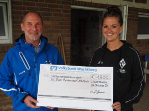 Spendenuebergabe 231021 Fc Pech 8