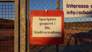 Sportplatzsperre 230218 3